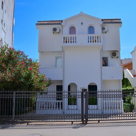Amarillo Apartments Будва Екстериор снимка